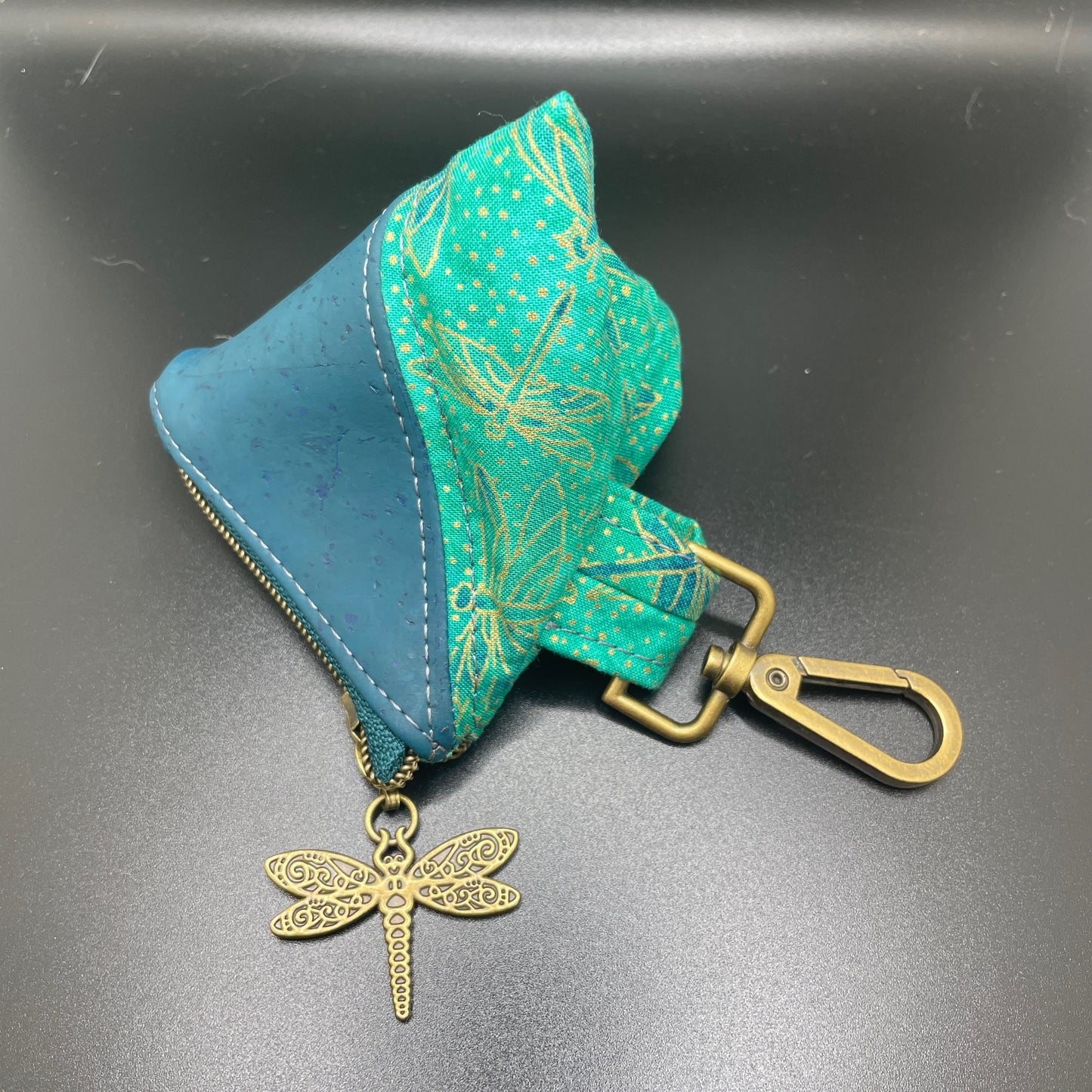 Pyramid Pouch