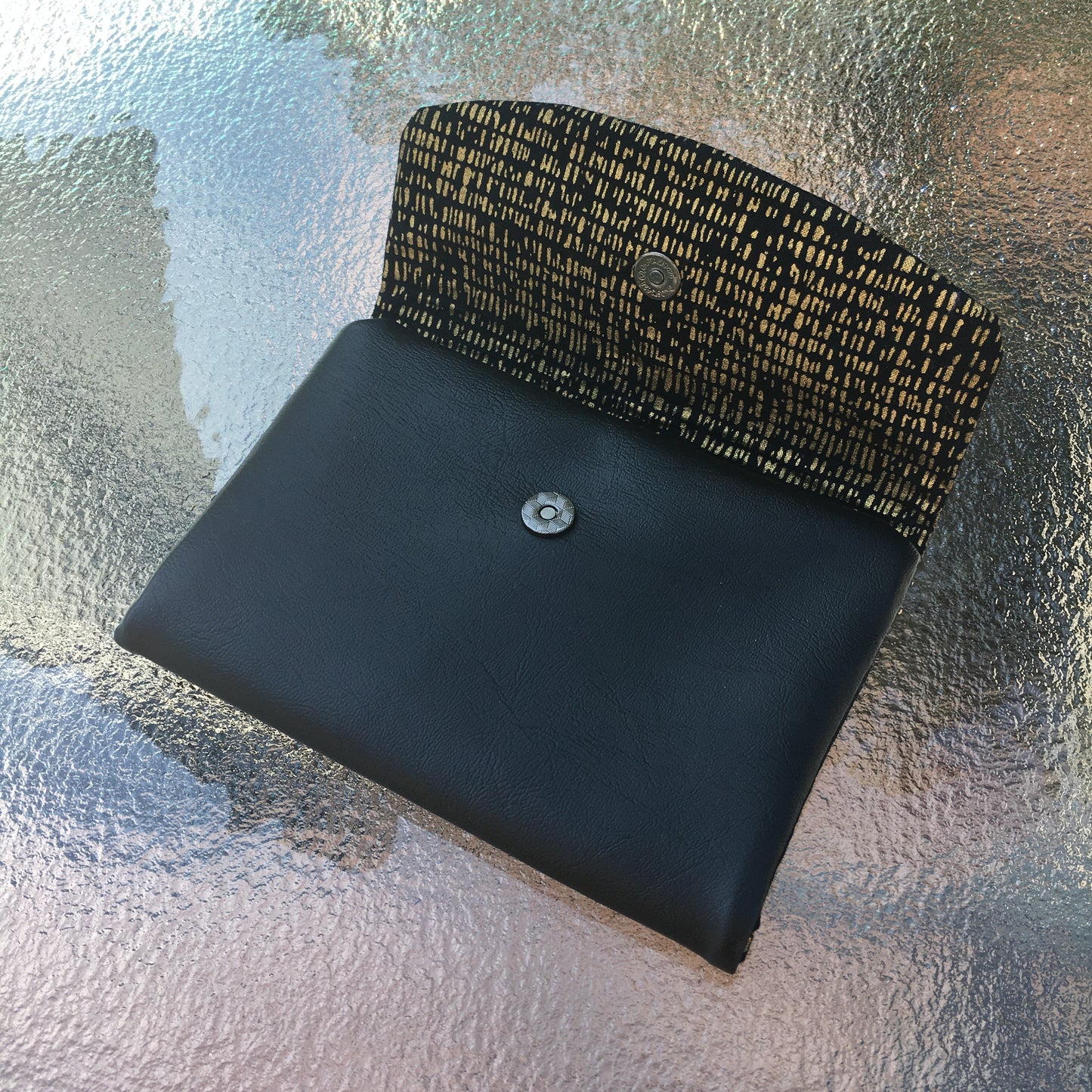 Boon Wallet - Black vinyl