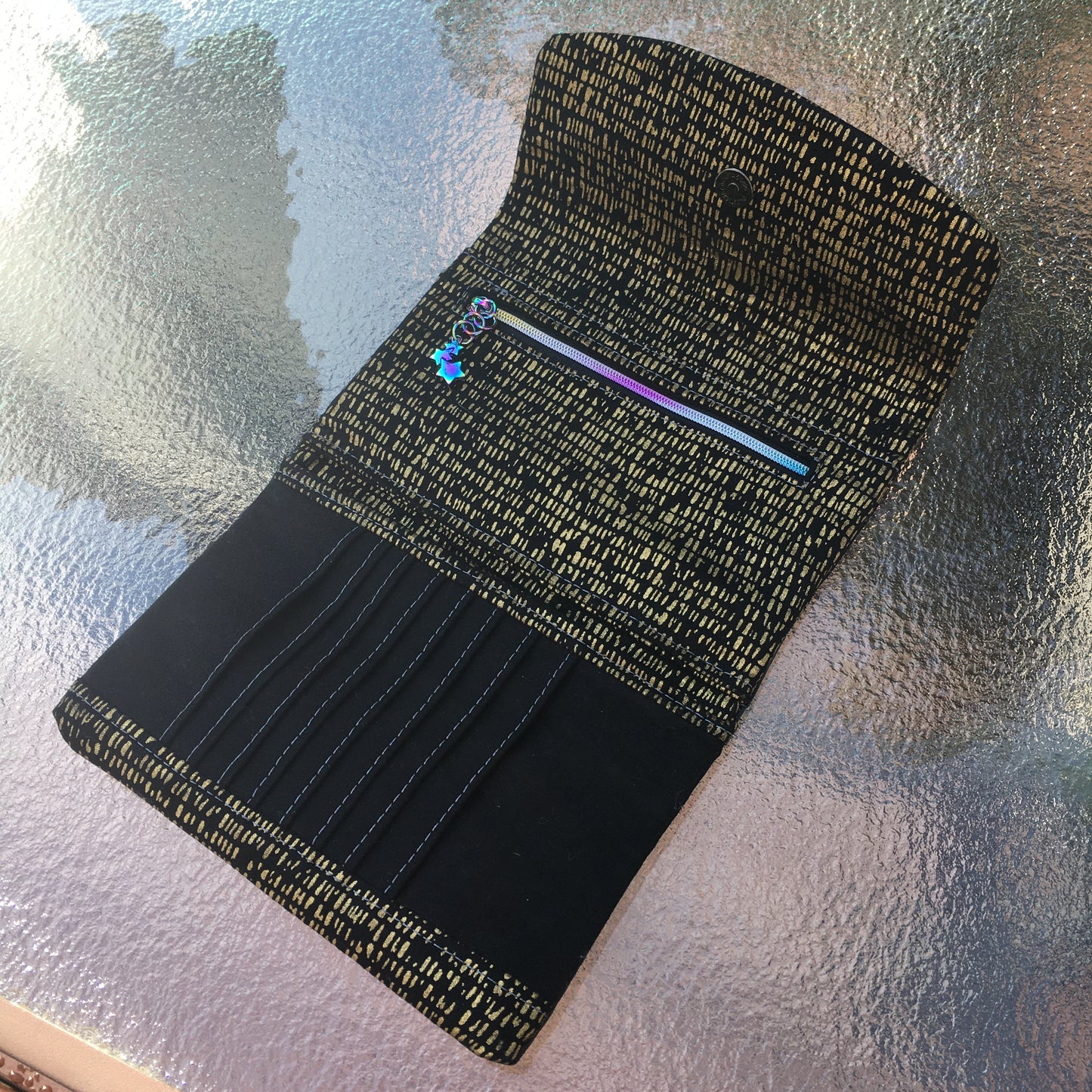 Boon Wallet - Black vinyl