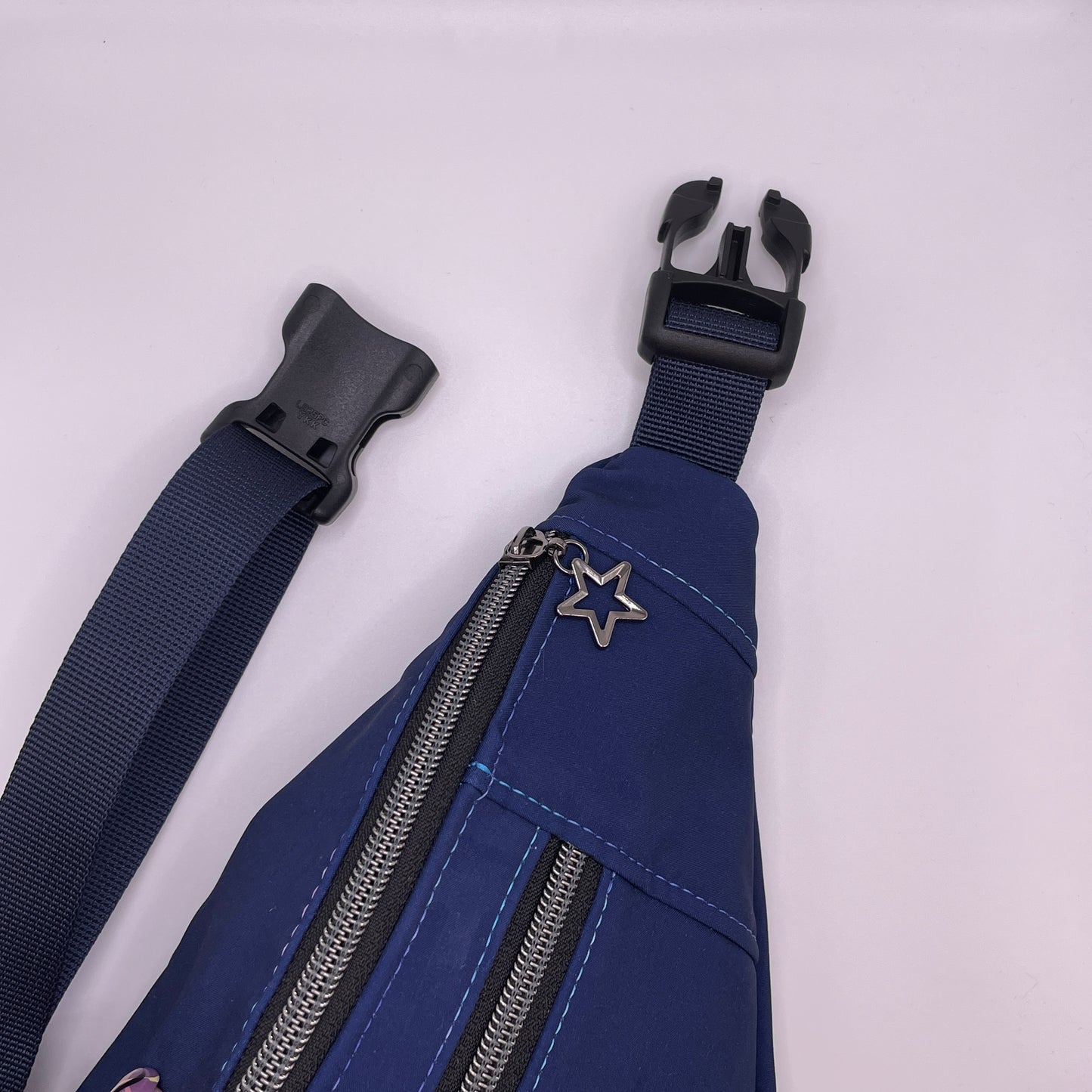 Triangular Hip Pack
