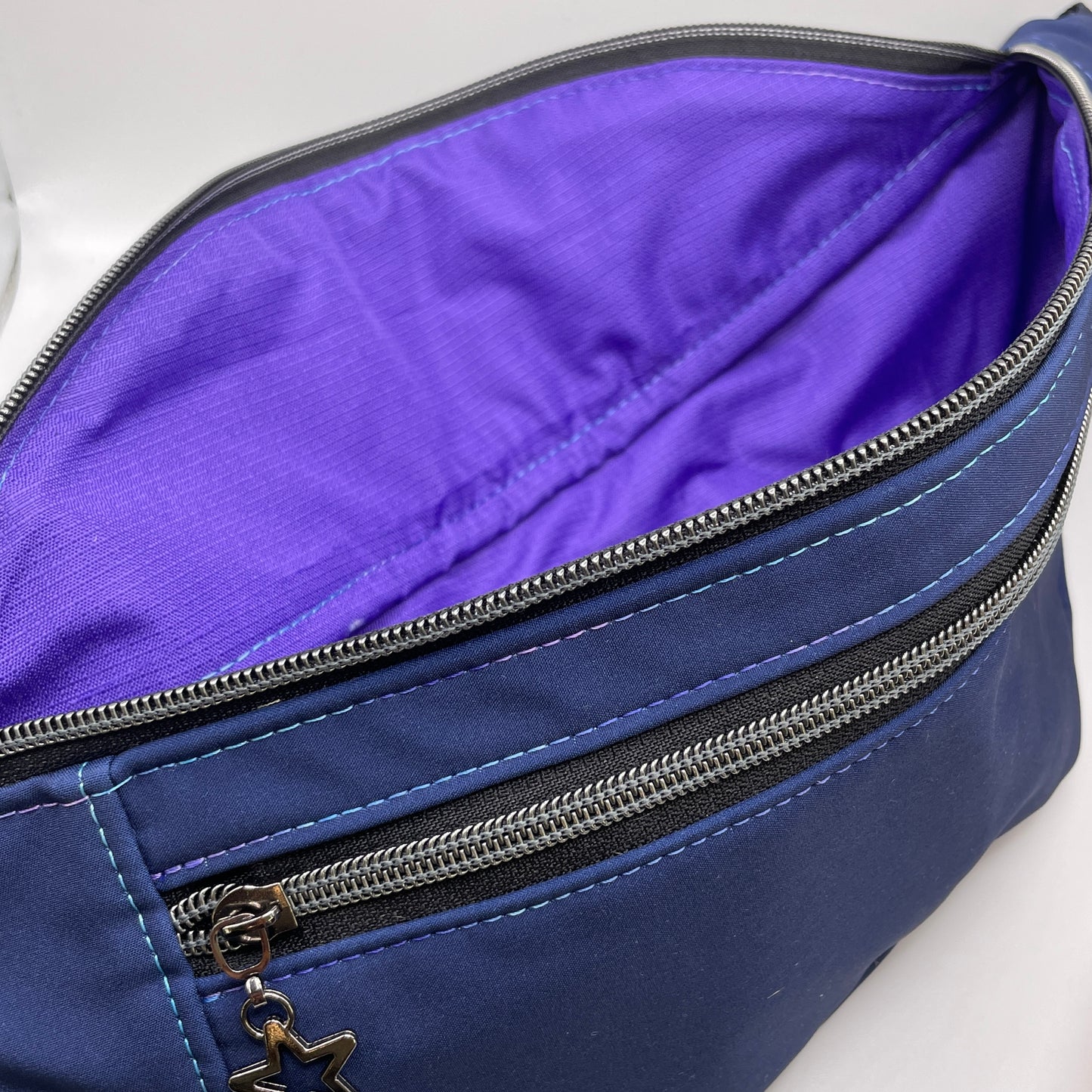 Triangular Hip Pack